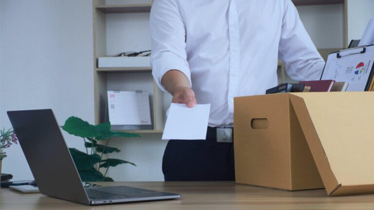 Lire la suite à propos de l’article Offboarding IT : checklist complète pour sécuriser les départs